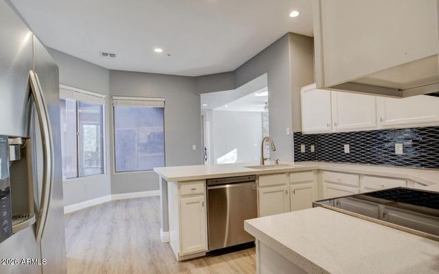 16420 N THOMPSON PEAK Parkway 1043, Scottsdale, AZ 85260