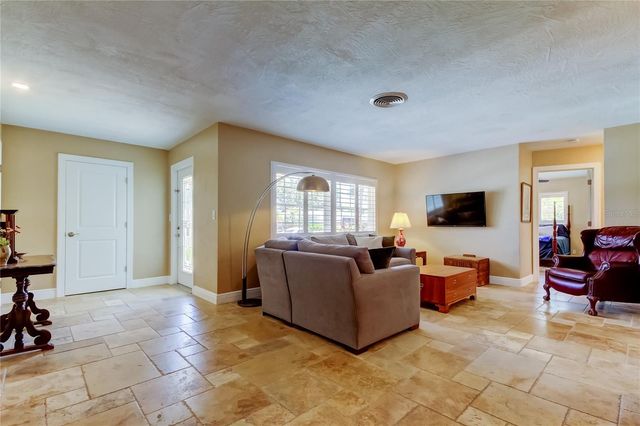4174 14TH LANE NE, St Petersburg, FL 33703