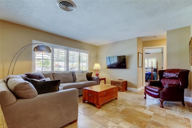 4174 14TH LANE NE, St Petersburg, FL 33703