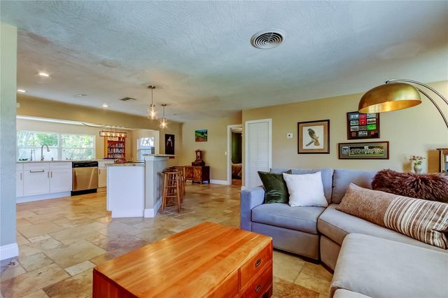 4174 14TH LANE NE, St Petersburg, FL 33703