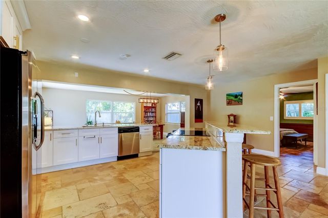 4174 14TH LANE NE, St Petersburg, FL 33703