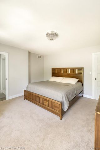 13300 Patchin Drive, Crockery Township, MI 49448