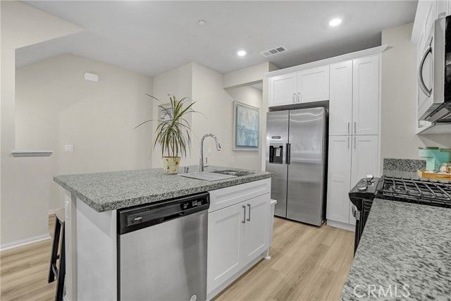 288 Lockhart Way, West Covina, CA 91790