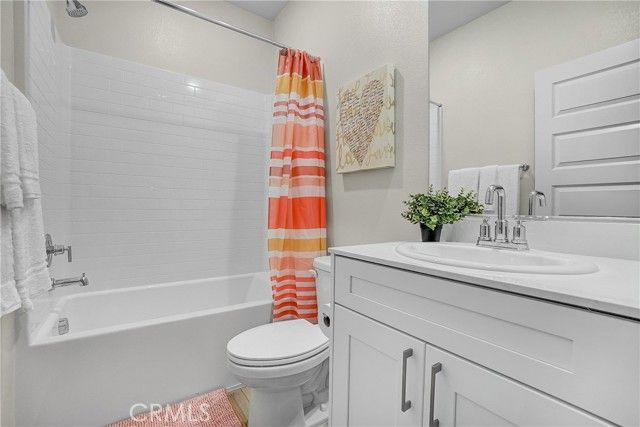 288 Lockhart Way, West Covina, CA 91790