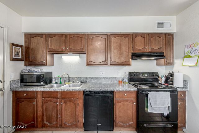 1917 W La Osa Drive, Tucson, AZ 85705