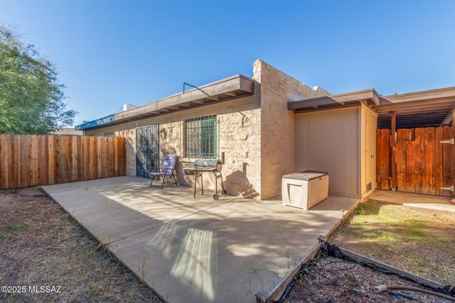1917 W La Osa Drive, Tucson, AZ 85705