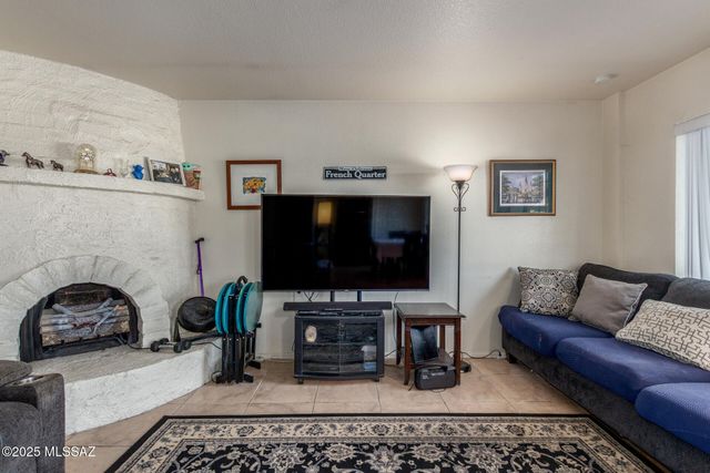 1917 W La Osa Drive, Tucson, AZ 85705