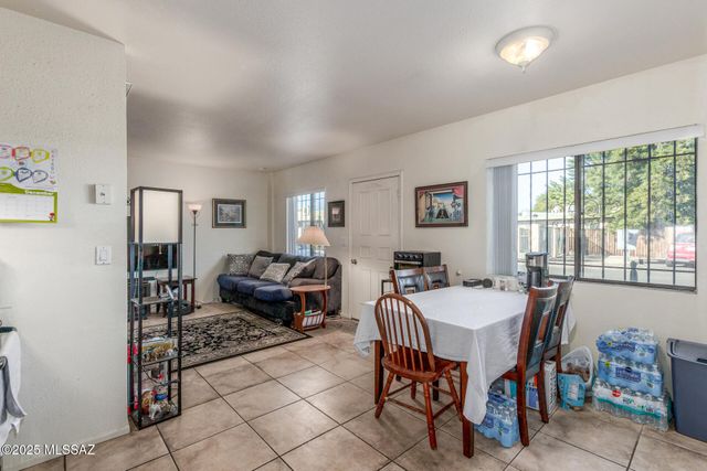 1917 W La Osa Drive, Tucson, AZ 85705