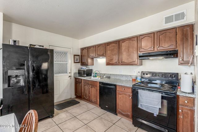 1917 W La Osa Drive, Tucson, AZ 85705