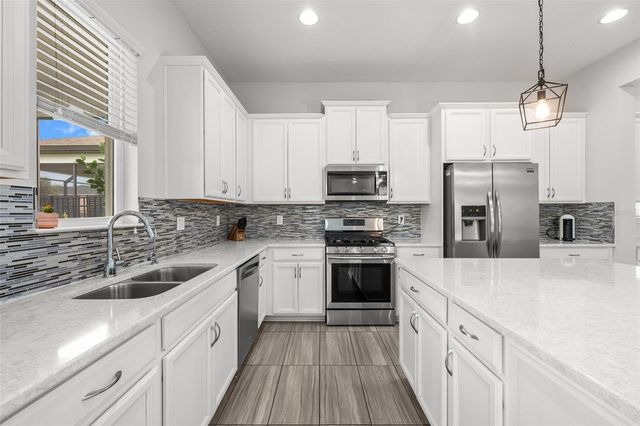 4515 ROLLING GREEN DRIVE, Wesley Chapel, FL 33543