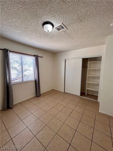 6217 Yerba Lane A, Las Vegas, NV 89108