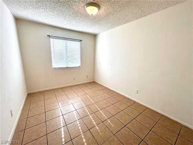 6217 Yerba Lane A, Las Vegas, NV 89108