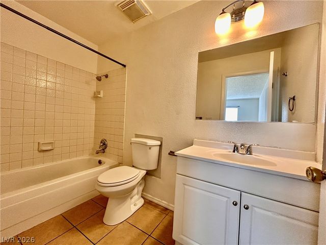 6217 Yerba Lane A, Las Vegas, NV 89108