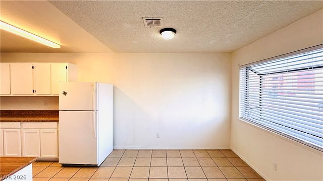 6217 Yerba Lane A, Las Vegas, NV 89108