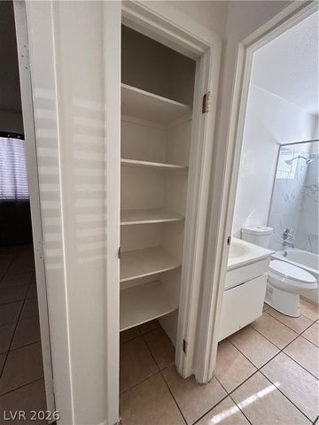 6217 Yerba Lane A, Las Vegas, NV 89108