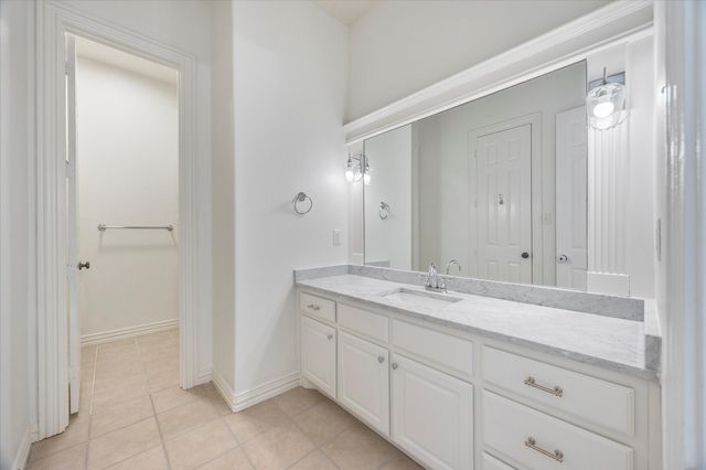 164 Stoneleigh Drive, Heath, TX 75032