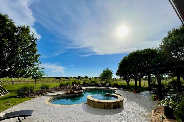 164 Stoneleigh Drive, Heath, TX 75032