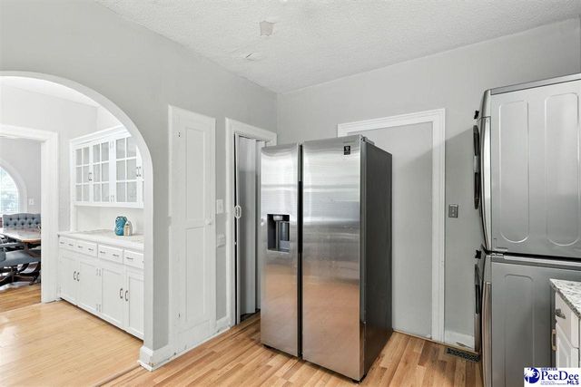 1007 W Palmetto St, Florence, SC 29501