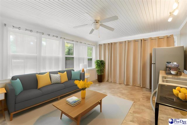 1007 W Palmetto St, Florence, SC 29501