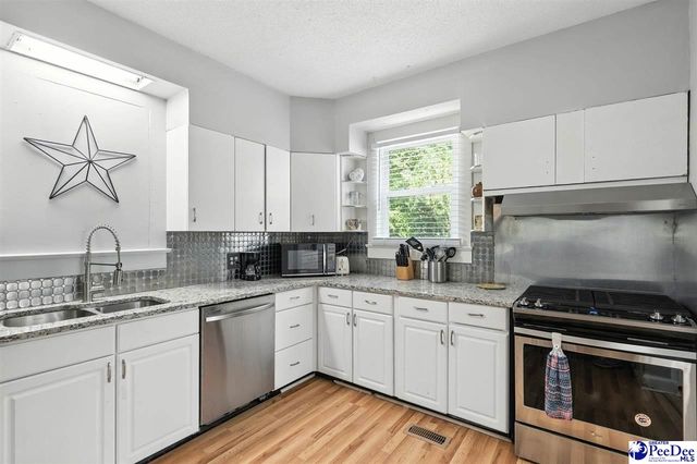 1007 W Palmetto St, Florence, SC 29501