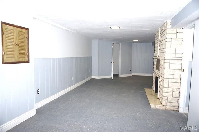 7916 Birkenhead Drive, Marlborough, MO 63123