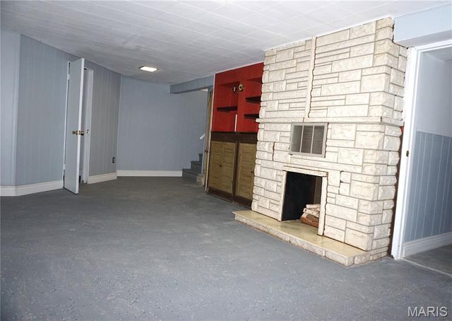 7916 Birkenhead Drive, Marlborough, MO 63123