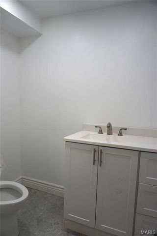 7916 Birkenhead Drive, Marlborough, MO 63123