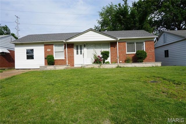 7916 Birkenhead Drive, Marlborough, MO 63123