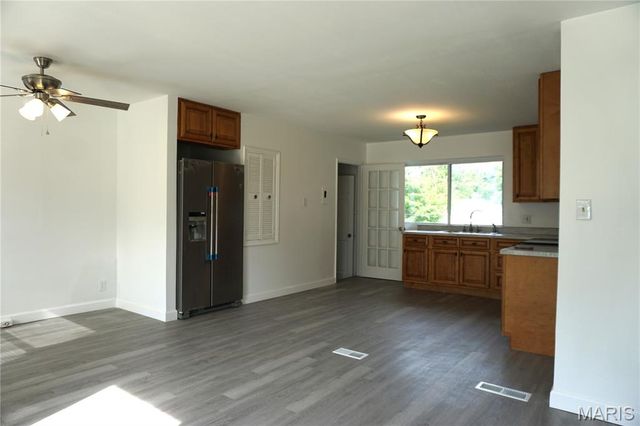 7916 Birkenhead Drive, Marlborough, MO 63123