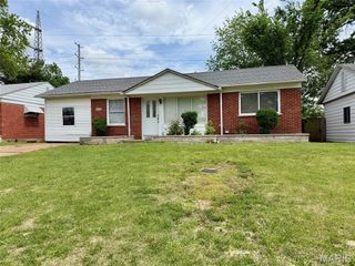 7916 Birkenhead Drive, Marlborough, MO 63123