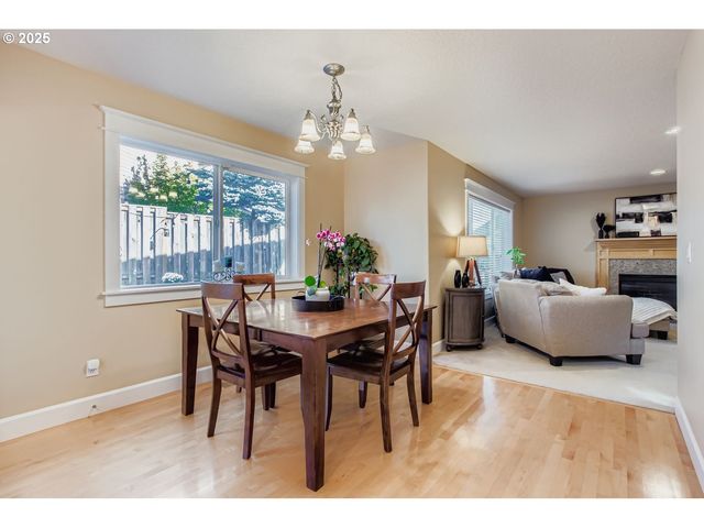 3782 Nw HILTON HEAD Ter, Portland, OR 97229
