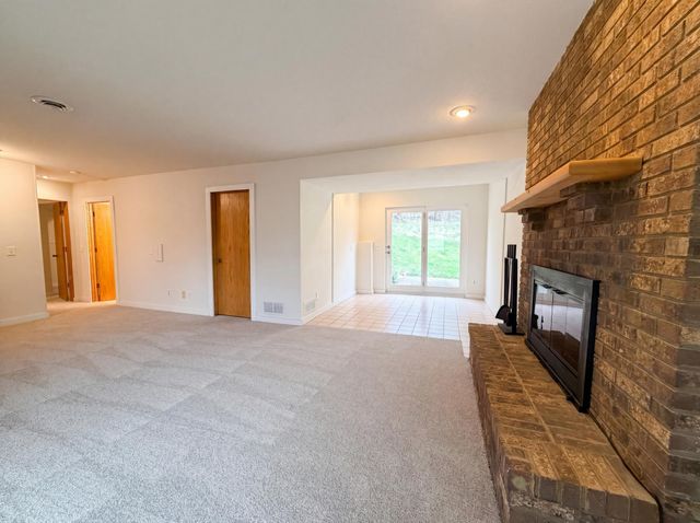 6475 Grandview Drive, Eden Prairie, MN 55346