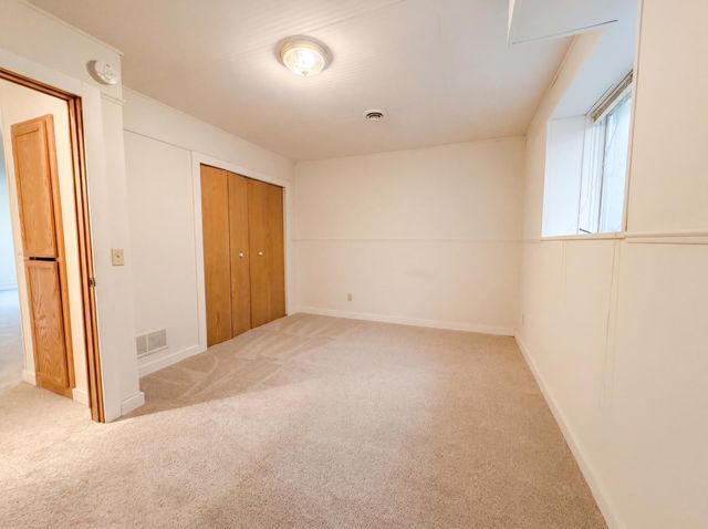 6475 Grandview Drive, Eden Prairie, MN 55346