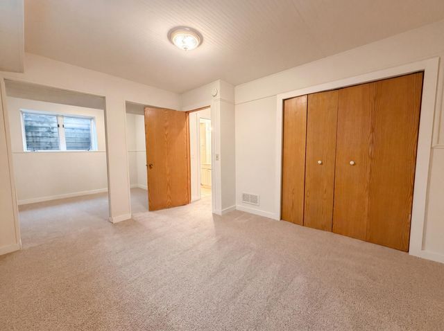 6475 Grandview Drive, Eden Prairie, MN 55346