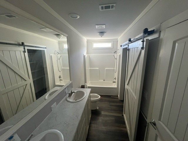 705 W Pierce Street, Winters, TX 79567