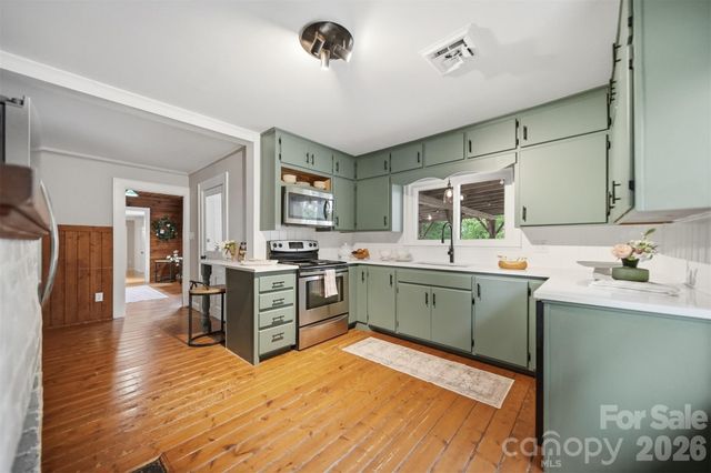 255 Wildwood Road, Lenoir, NC 28645