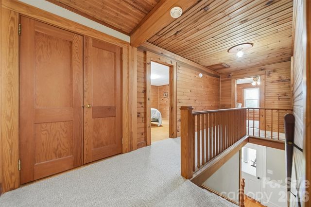 255 Wildwood Road, Lenoir, NC 28645