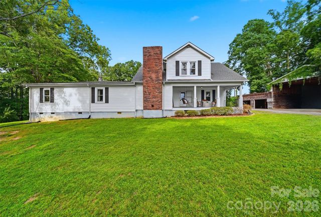 255 Wildwood Road, Lenoir, NC 28645