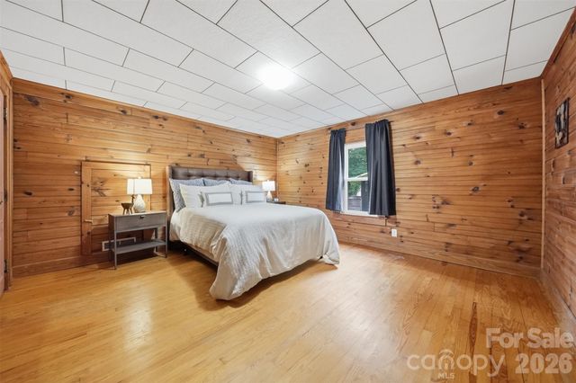 255 Wildwood Road, Lenoir, NC 28645