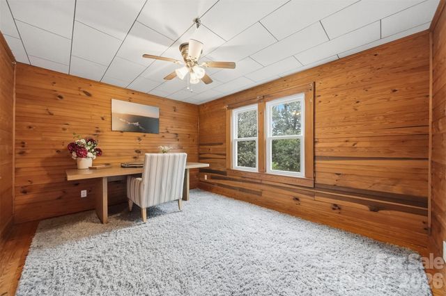 255 Wildwood Road, Lenoir, NC 28645