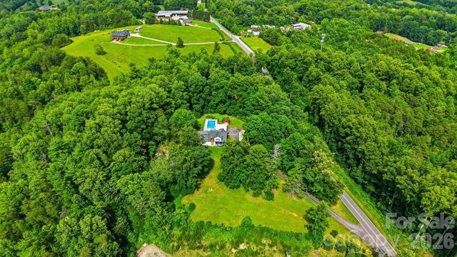 255 Wildwood Road, Lenoir, NC 28645