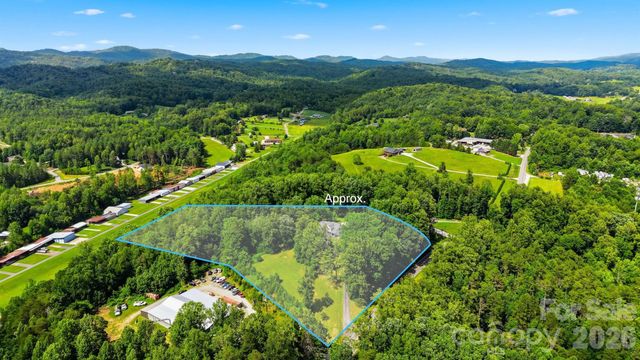 255 Wildwood Road, Lenoir, NC 28645