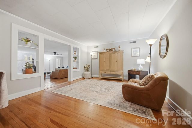 255 Wildwood Road, Lenoir, NC 28645