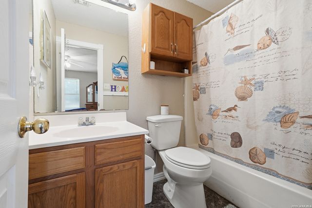 514 N Sixth, Fulton, TX 78358