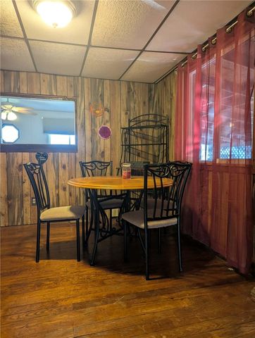 34 Main St, Clarksville, PA 15322