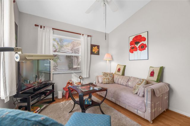 5260 Grande Palm Circle, Delray Beach, FL 33484