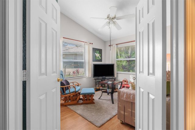 5260 Grande Palm Circle, Delray Beach, FL 33484