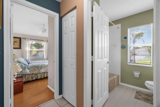 5260 Grande Palm Circle, Delray Beach, FL 33484