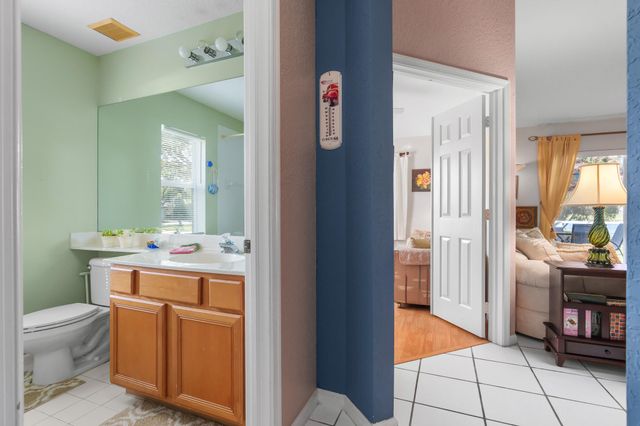 5260 Grande Palm Circle, Delray Beach, FL 33484