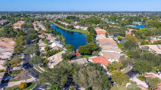 5260 Grande Palm Circle, Delray Beach, FL 33484